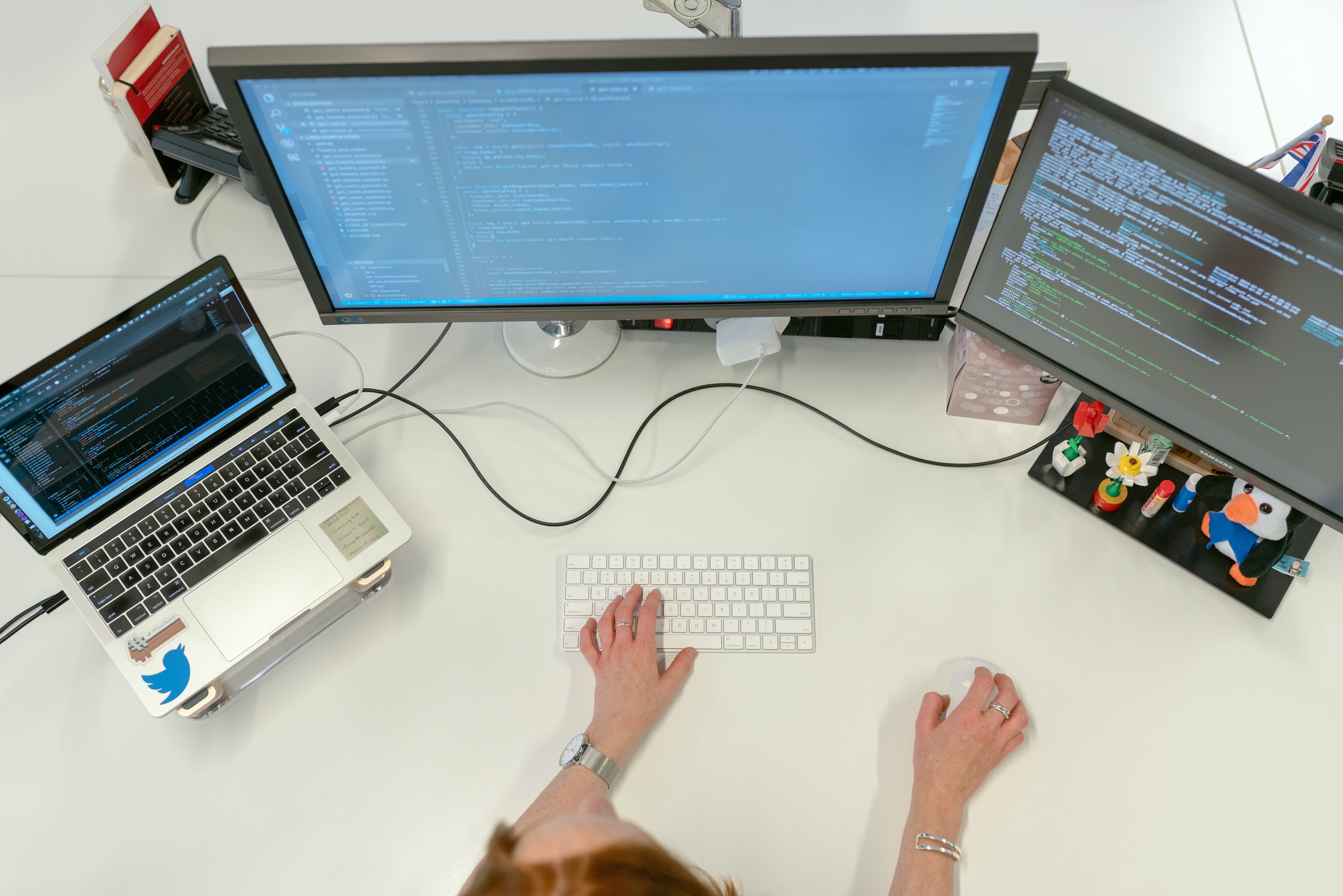 phyton developer desk work